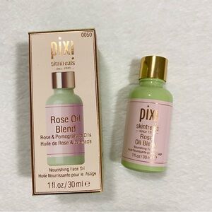 Pixi Skin Treats Rose Oil Blend Nourishing Face Oil